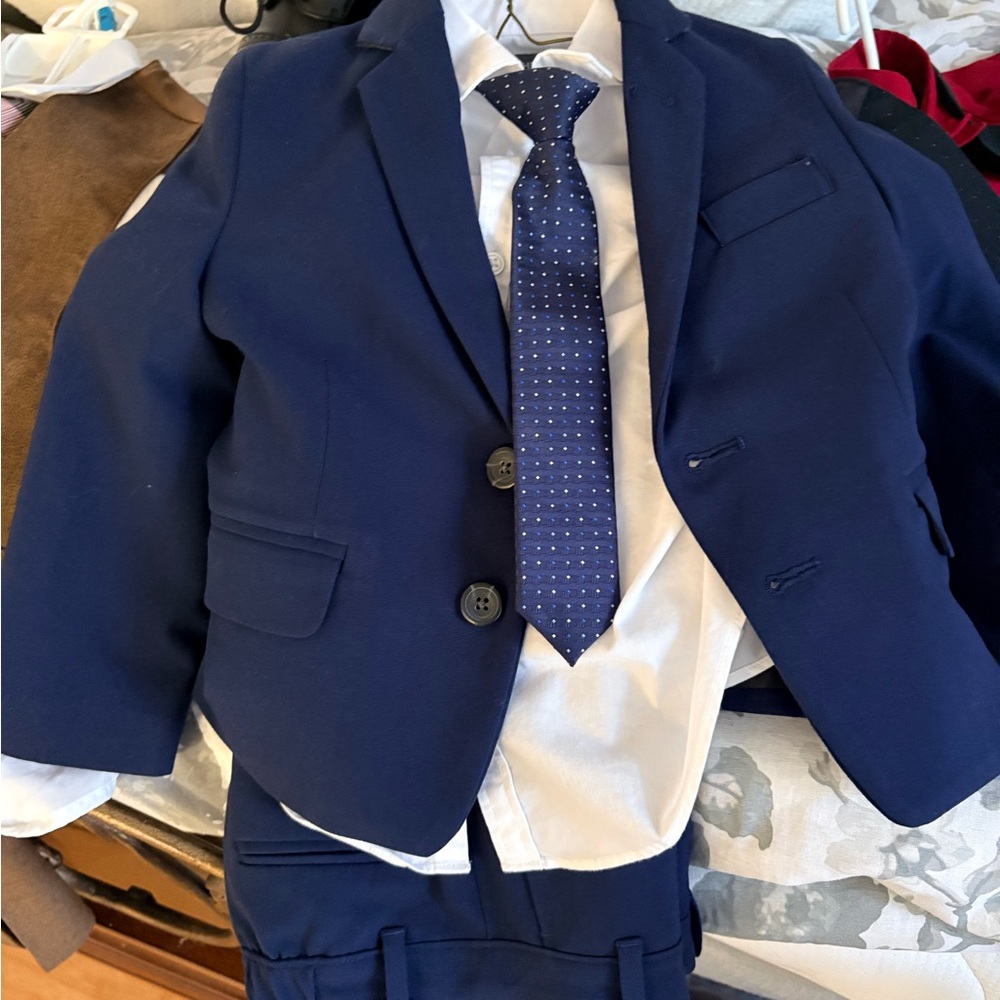 Van Heusen Boy Navy Blue Matching Set